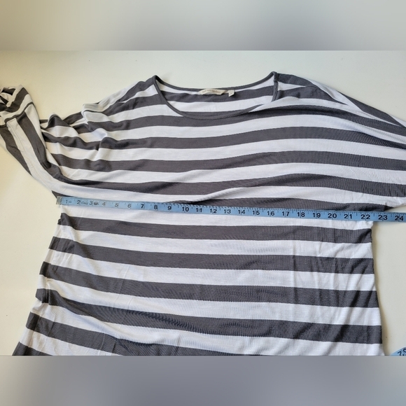Soft Surroundings Women's Adrift Striped Tie Sleeve Top  Size Large Grey/White - Picture 5 of 7